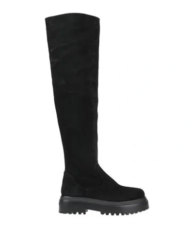 Le Silla Woman Boot Black Size 6.5 Leather