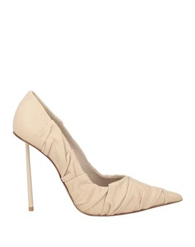 Le Silla Woman Pumps Beige Size 6.5 Leather