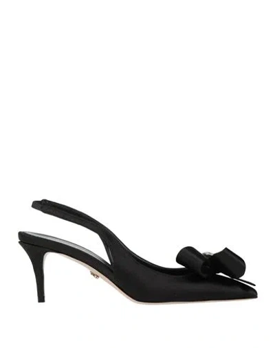 Le Silla Woman Pumps Black Size 5 Textile Fibers