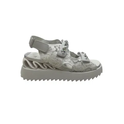 Le Silla Yui Sandal