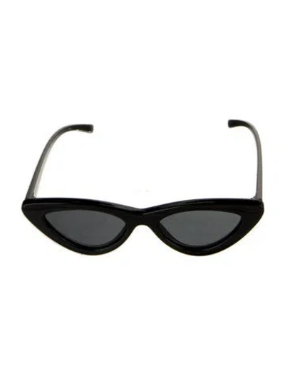 Pre-owned Le Specs Cat-eye Tinted Sunglasses In Black