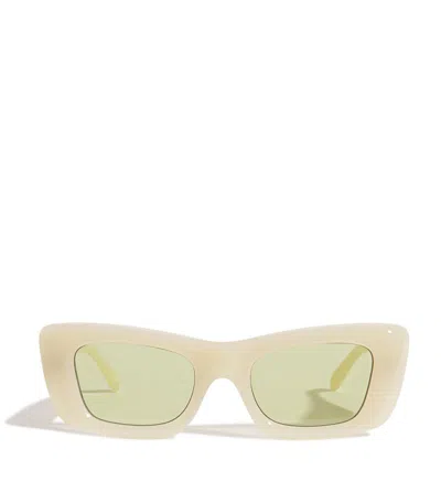 Le Specs Dopamine Sunglasses In Ivory