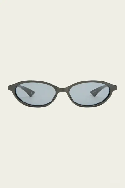 Le Specs Duskfall Oval Sunglasses In Black