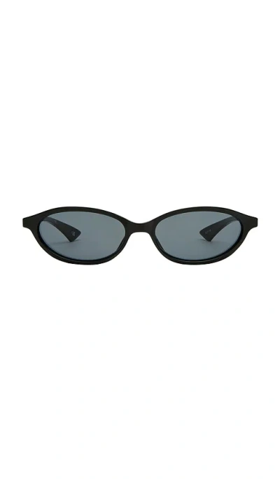 Le Specs Duskfall Sunglasses In Black