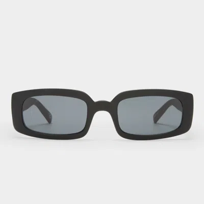 Le Specs Dynamite In Matte Black