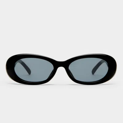 Le Specs Hey Ya! + In Black