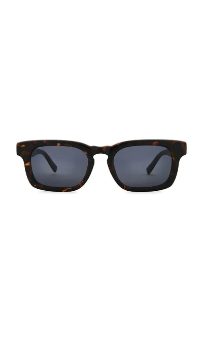 Le Specs Iceberg Sunglasses In Black