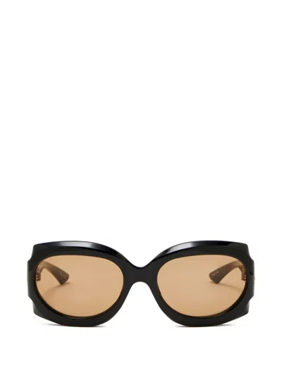 Le Specs Loveliness Sunglasses In Black