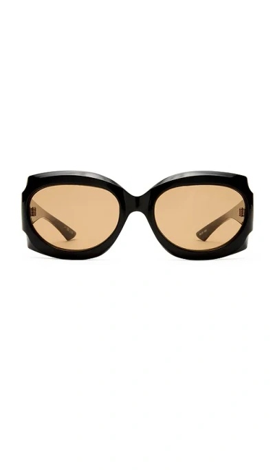 Le Specs Loveliness Sunglasses In Black