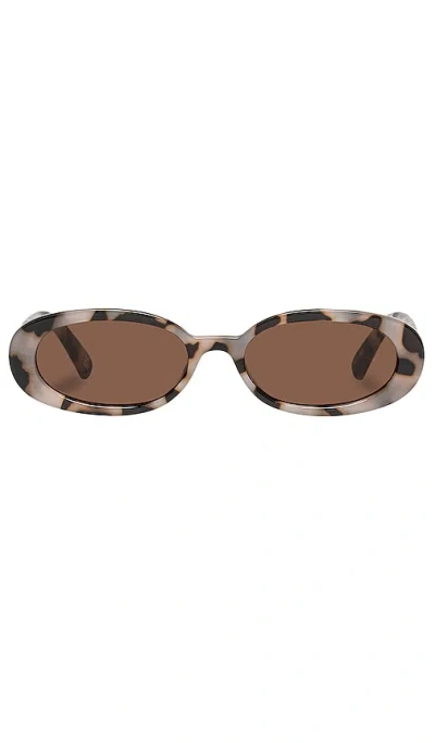 Le Specs Outta Love In Cookie Tort