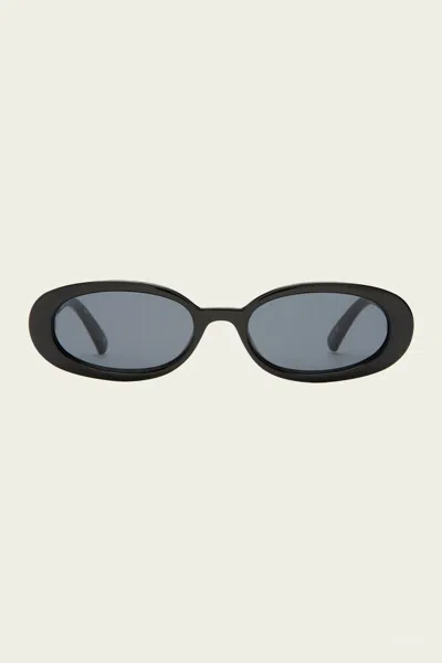 Le Specs Outta Love Oval Sunglasses In Black