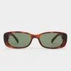Le Specs Unreal! In Tort