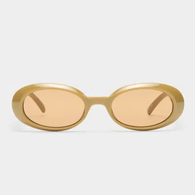 LE SPECS WORK IT!