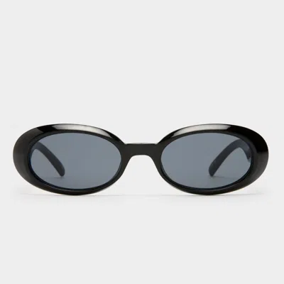 LE SPECS WORK IT!