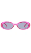 Le Specs Work It 53mm Oval Sunglasses In Hyper Pink & Smoke Tint