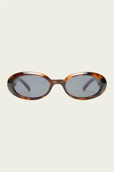 Le Specs Work It! Oval Sunglasses In Dark Tort