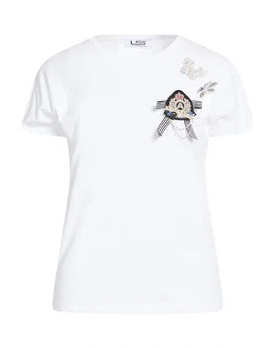 Le Streghe Woman T-shirt White Size S Cotton