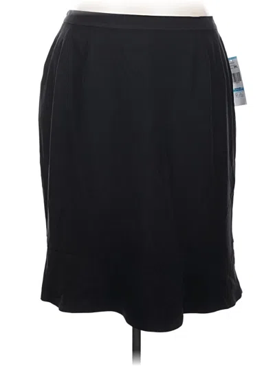 Pre-owned Le Suit Casual Skirt In Black