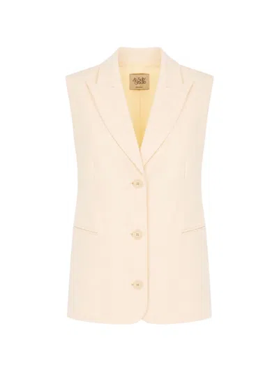 Le Sully Studio Peak-lapel Sleeveless Jacket In White