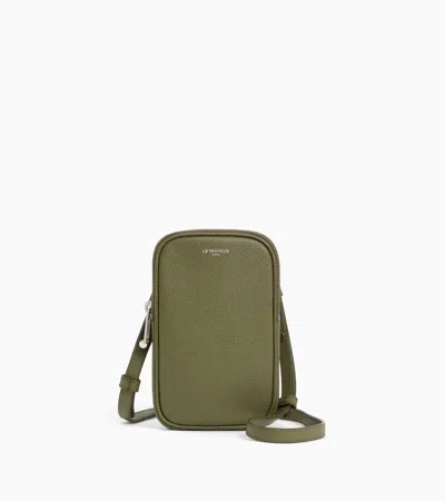 Le Tanneur Phone Case In Grained Leather In Green