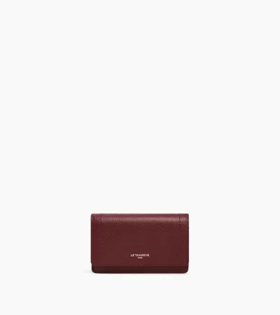 Le Tanneur Louison Medium Card Holder With Flap In Grained Leather In Revolution Red