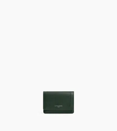 Le Tanneur Louison Small Card Holder With Flap In Smooth Leather In Green Malachite