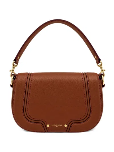 Le Tanneur Medium Grained Shoulder Bag In Brown