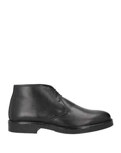 Lea-gu Man Ankle Boots Black Size 9 Calfskin