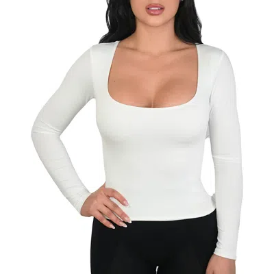 Lechery ® X Yahaira Essential Top Long Sleeve Scoop Neck In White