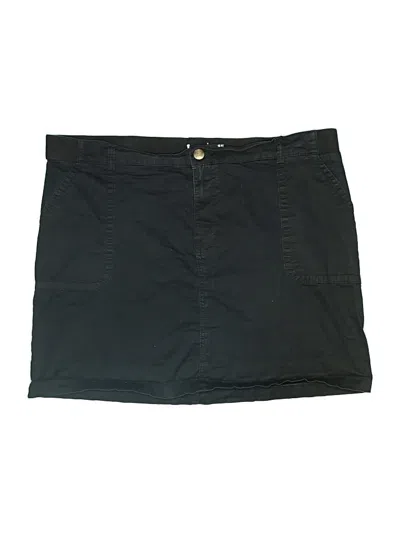 Pre-owned Lee Casual Skirt In Black