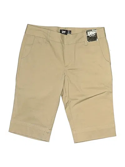 Lee Khaki Shorts In Tan