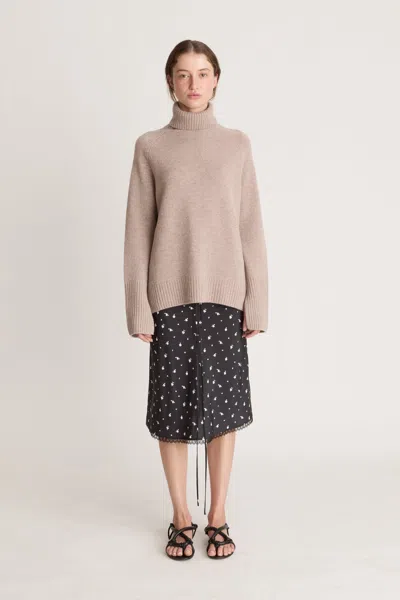 Lee Mathews Cashmere Turtleneck In Chestnut