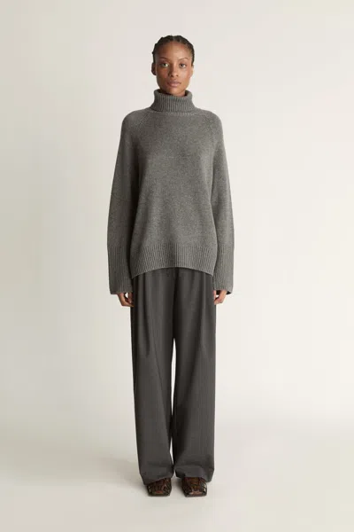 Lee Mathews Cashmere Turtleneck In Gray