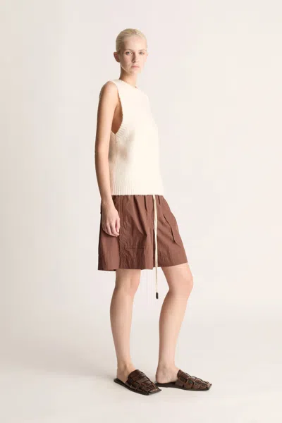 Lee Mathews Irving Short In Chocolate