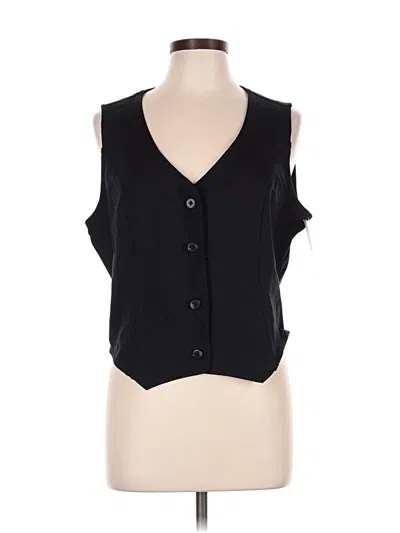 Lee Vest In Black