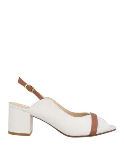 Lefabian Woman Sandals White Size 7 Leather