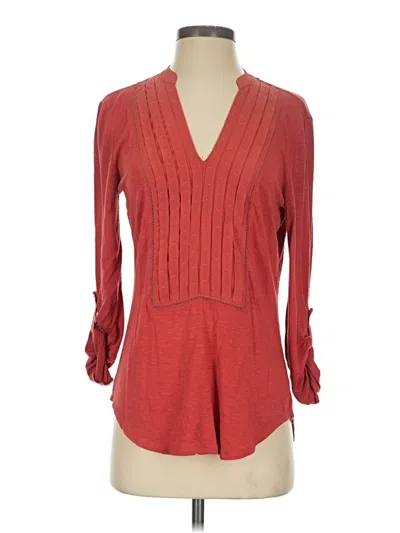 Pre-owned Left Coast By Dolan 3/4 Sleeve Top Red V-neck Tops