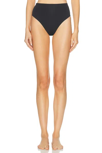 Left On Friday Hi Hi Bottom In Black