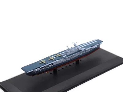 Legendary Battleships Uss Hornet Cv-8 Aircraft Carrier (1940) 1/1250 Diecast Model By  In Blue