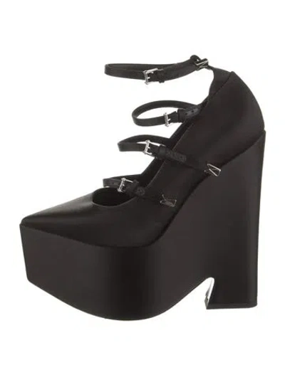 Pre-owned Leggiadro Embossed Leather Gladiator Sandals In Black