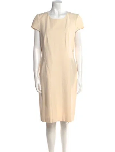 Pre-owned Leggiadro Scoop Neck Knee-length Dress In Neutral