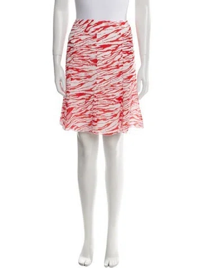 Pre-owned Leggiadro Silk Knee-length Skirt W/ Tags In Red