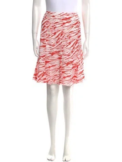 Pre-owned Leggiadro Silk Knee-length Skirt W/ Tags In Red