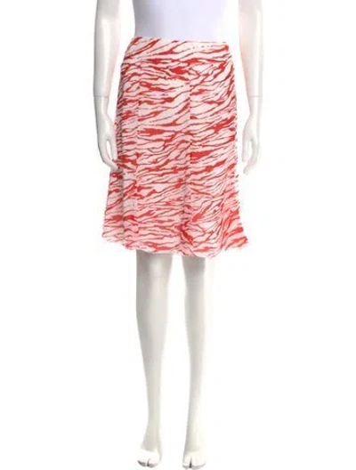 Pre-owned Leggiadro Silk Knee-length Skirt W/ Tags In Red
