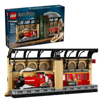 Lego Book Nook: Hogwarts™ Express In Red