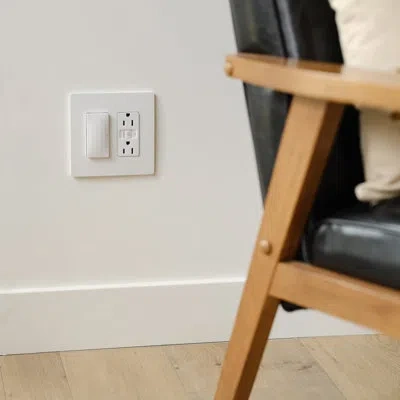 Legrand Radiant® Smart Gateway Surface Mount With Netatmo In White