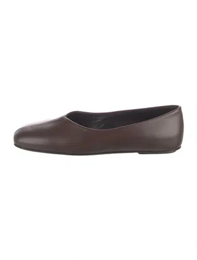 Pre-owned Legres Leather Flats In Brown
