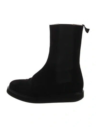 Pre-owned Legres Suede Boots In Black