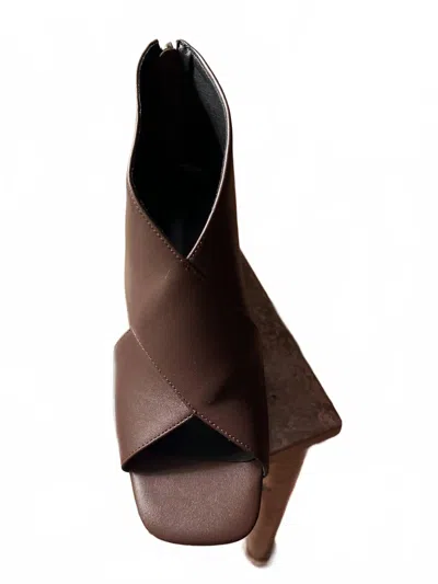 Lehoor Women's Chunky Heel Side Cut-out Ankle Boots In Dark Brown