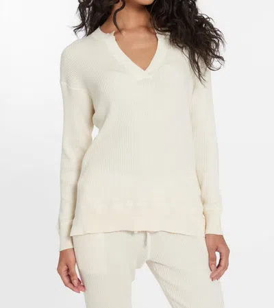 Leimere Cabo Split Neck Top In Antique White In Beige